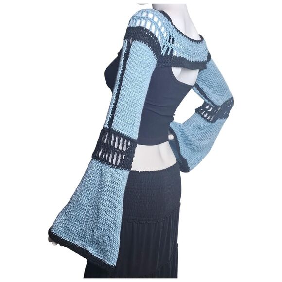🌀 Handmade‎ Knit + Crochet Bolero Shrug 🖤💙 - Picture 4 of 8